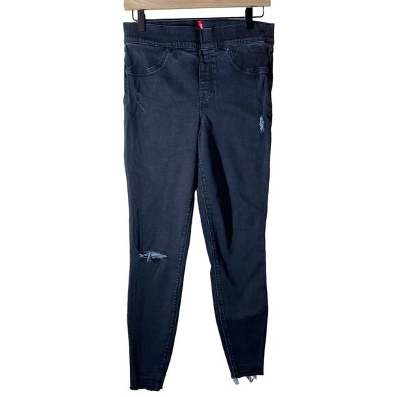 Spanx Women's Vintage Distressed Ankle Skinny Jeans Black Pull On Size Medium - Picture 2 of 16